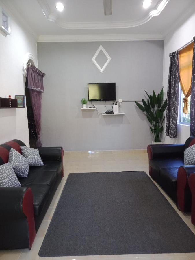 Homestay Tok Abah Kuala Besut Esterno foto